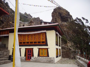 Буддисткий Монастырь над Тхаме