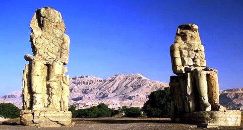 Колоссы Мнемнона