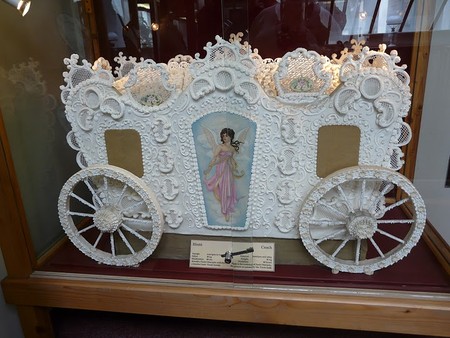 Карета из марципанов в музее марципанов