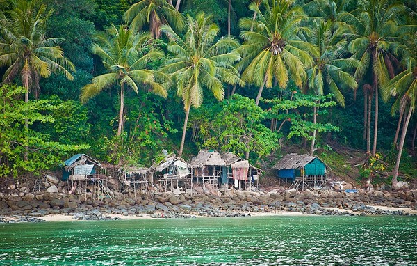 Местные деревушки на Ko Phi-Phi