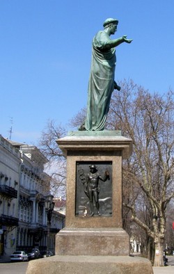 Памятник Дюку со второго люка