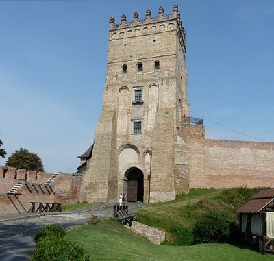 Главная въездная башня Луцкого замка
