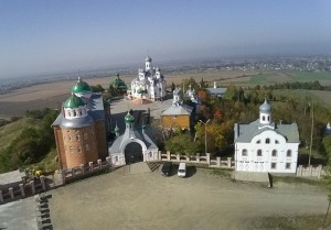 На автомобиле из Черновцов к Буковинским Карпатам