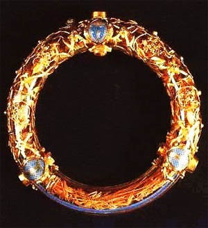 Терновый венец - главная религиозная достопримечательность Франции