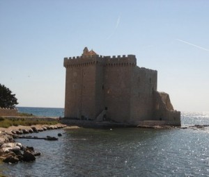 Леринские острова. В двух метрах от истории Канн