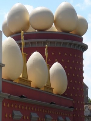 Фигейрос. Дом-музей Сальвадора Дали