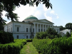 Маршрут из Киева: Прилуки - Качановка - Тростянец - Сокиринцы - Густыня