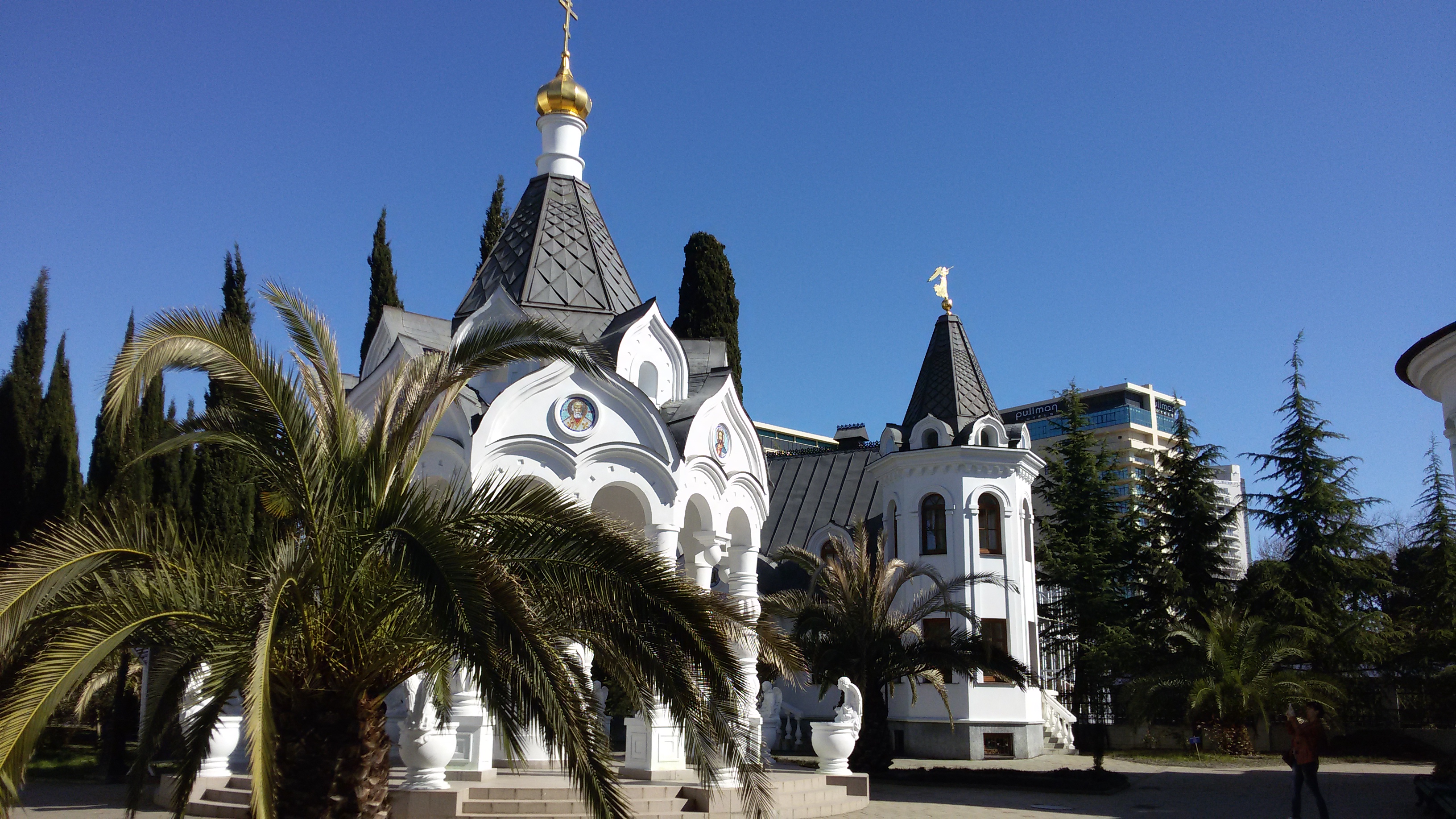 Фото достопримечательностей Кавказа и Черноморского побережья: Собор Михаила Архангела