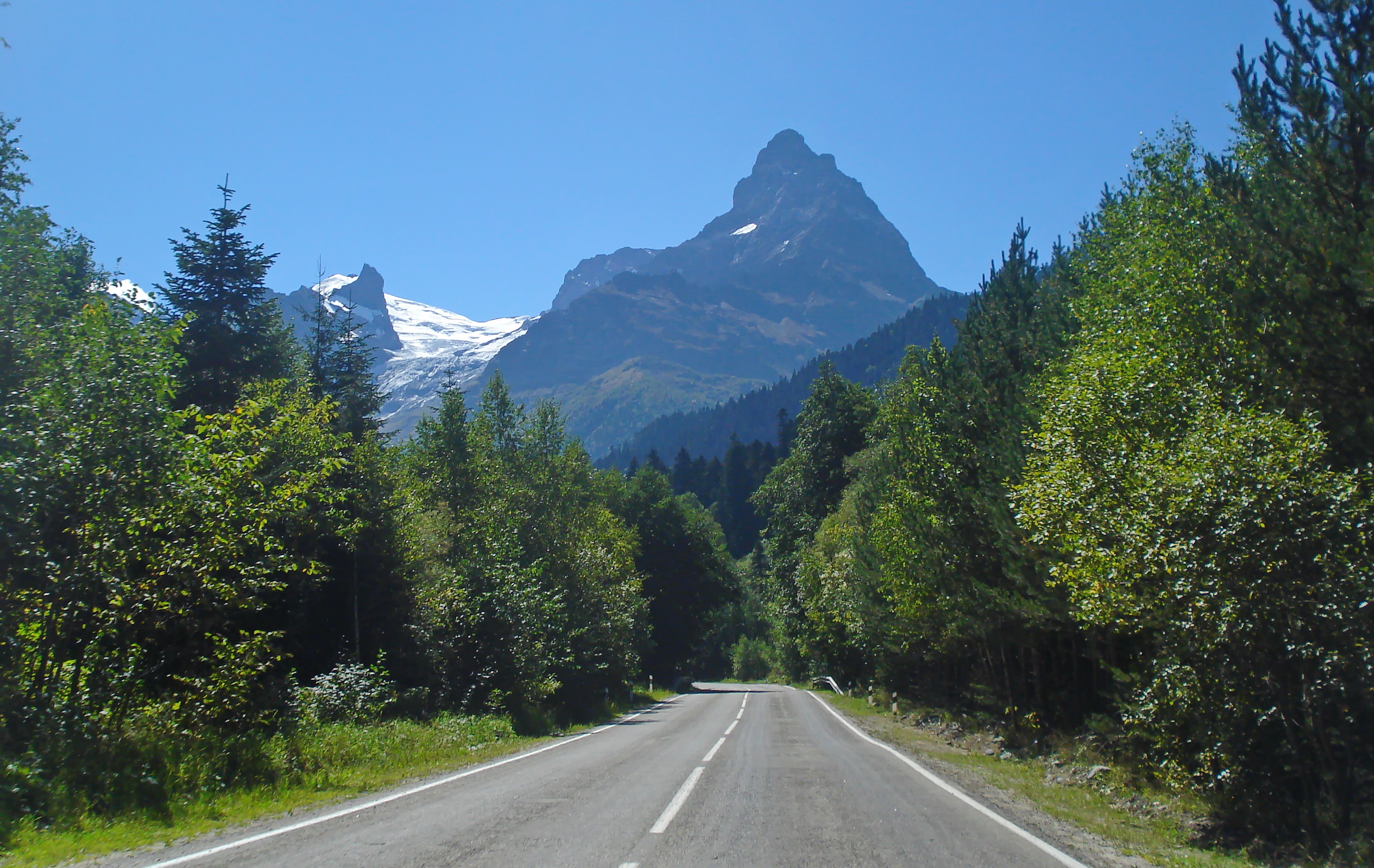 Фото достопримечательностей Кавказа и Черноморского побережья: 
