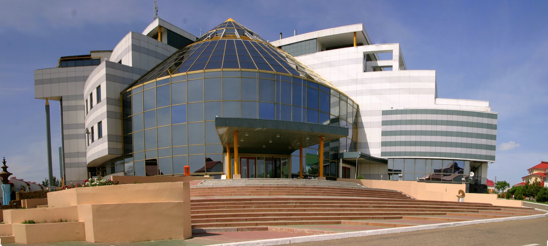 Фото достопримечательностей Южного федеративного округа: Отель «Город шахмат».