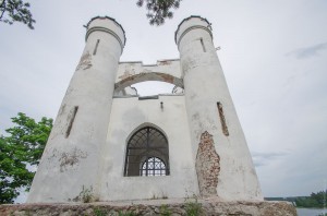 Остров-некрополь – Людвигштайн (Санкт-Петербург и область)