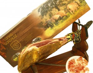 Фирменная упаковка хамона и хамоньера (Испания)