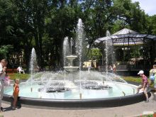 Фонтан в отреставрированном Горсаду (Одесса и область)