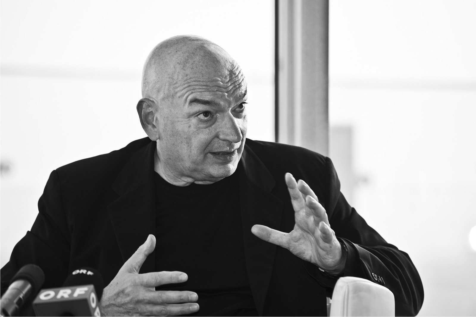 Фото достопримечательностей Барселоны: Жан Нувель (Jean Nouvel), архитектор барселонского Торре Агбар