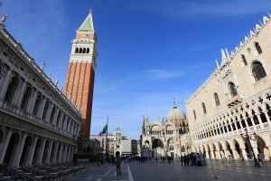Ансамбль площади Св. Марка. Колокольня собора, собор Св. Марка, дворец Дожей (Венеция)