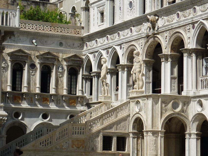 Фото достопримечательностей Венеции: Лестница дворца Дожей