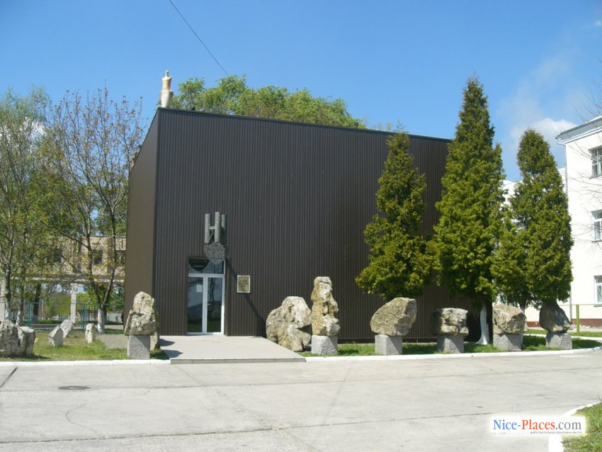 Фото достопримечательностей Киева и Киевской области: Тот самый именитый музей трипольской культуры