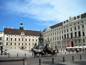 Внутренний двор. Ин-Дер-Бург (Вена)