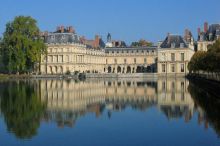 Ансамбль замка Фонтенбло. Вид с лодки на пруду