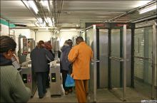 Турникет в метро (Париж)