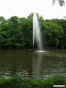 Фонтан "Змей" - основная достопримечательность парка