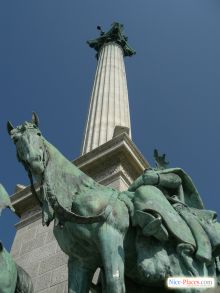Конь одного из основоположников Венгерской государственности (Будапешт)