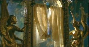 Покров Божьей Матери - святыня Шартрского собора