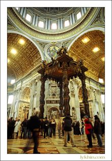 Интерьер Собора Святого Петра в Риме (http://www.lykhin.com/)