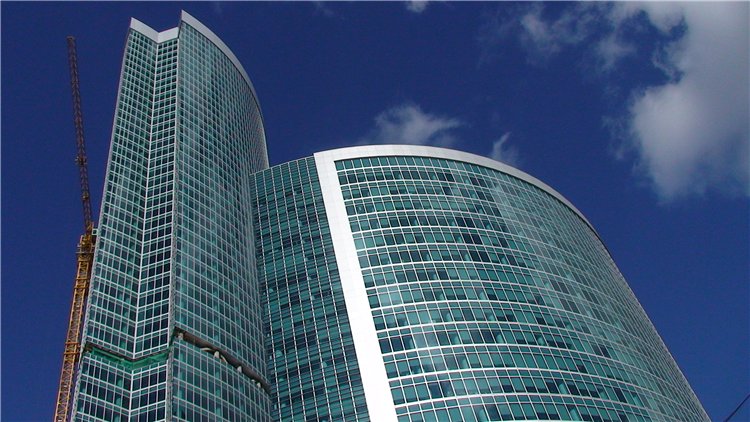 Фото достопримечательностей Франции: Последняя из преград "человека-паука"