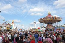 Мюнхен во время Октоберфеста - центр веселья и отдыха (Германия)