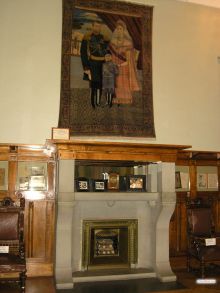 Изображение царской семьи на ковре  (Крым)