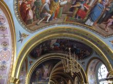 Внутри Пещерного храма Почаевской Лавры (Тернополь и область)