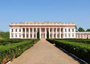 Дворец графов Потоцких в Тульчине (Умань)