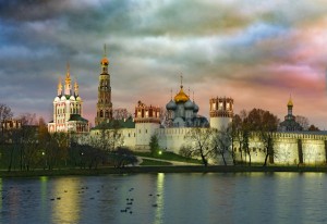 Новодевичий монастырь в ночных огнях (Москва и Подмосковье)