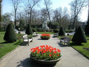 Сад на территории зоопарка Artis в Амстердаме (Амстердам)