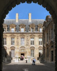 Здесь мог бы жить капитан де Тревиль