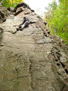 Скалодром в селе Диниши