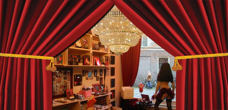 Фото достопримечательностей Амстердама: По ту сторону окна, комната элитной "предпринимательницы" квартала Красных фонарей