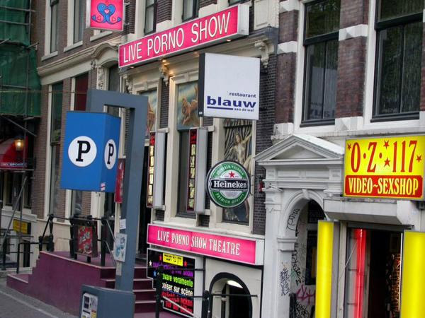 Фото достопримечательностей Амстердама: Квартал Красных фонарей в Амстердаме