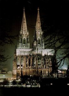 Кельнский собор в ночной подсветке (Кельн)