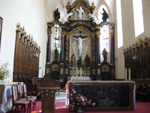 Внутри костела Апостолов Петра и Павла