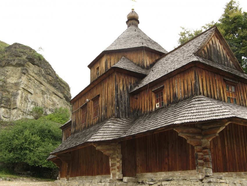 Фото достопримечательностей Каменец-Подольского: Крестовоздвиженская церковь.