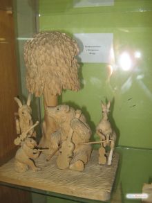 Резьба на дереве, "Квартет". 30-е годы. (Киев и область)