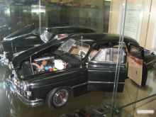 Модель ЗИМ-а идентичная настоящему: кожаный салон и "внутренности" (Киев и область)