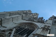 96 метров в высоту. 