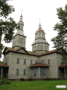 Музей народной архитектуры и быта Среднего Приднепровья.
Церковь Святого Георгия. 1768 г. (Переяслав-Хмельницкий)