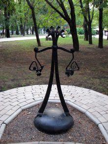 Знаки зодиака. Весы (Донецк и область)