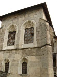 Окна замковой церкви (Хотин)