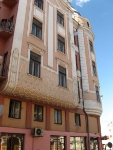 Отель "Бристоль" на площади Филармонии (Черновцы)