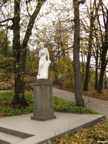 Статуя Париса (Умань)